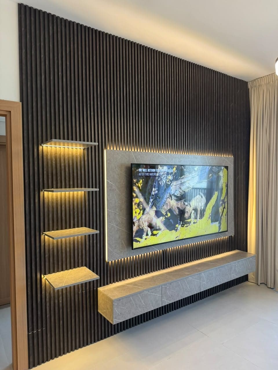 Marble-Effect TV Backdrops, view 2 of 4