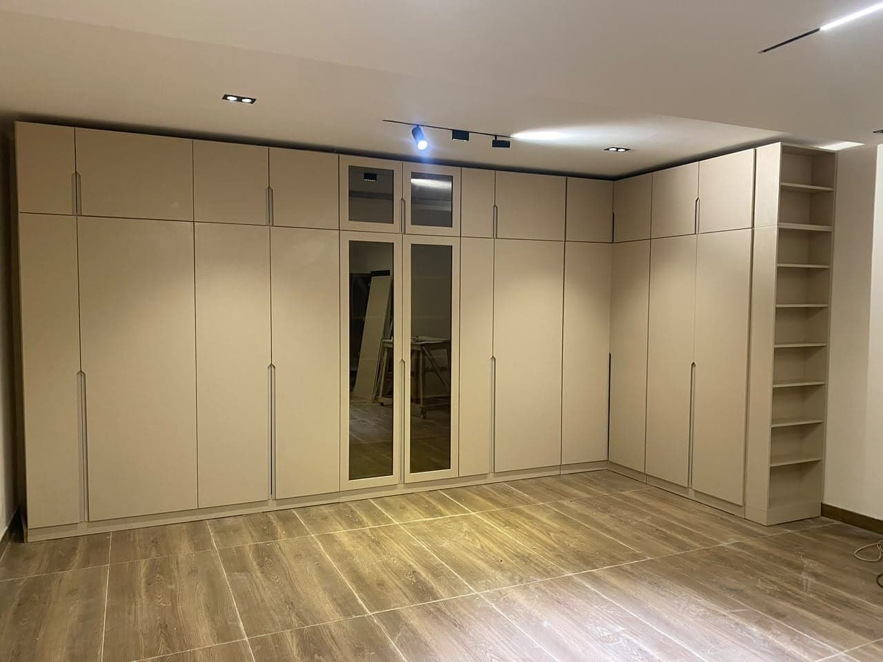 Custom Wardrobe Cabinets & Organisers — Dressing Room